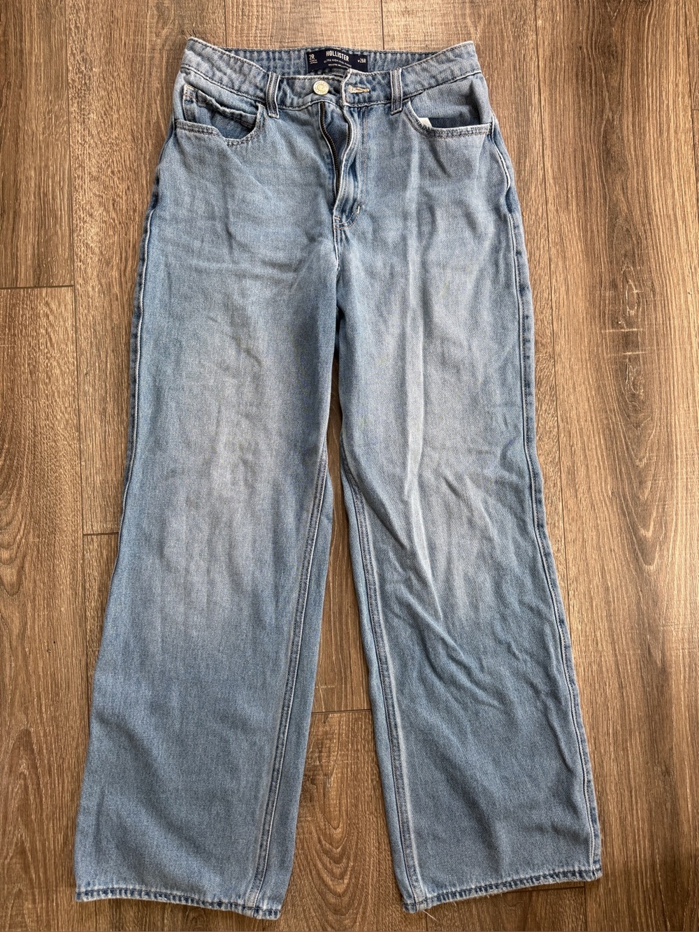 Hollister High Rise Baggy Jeans